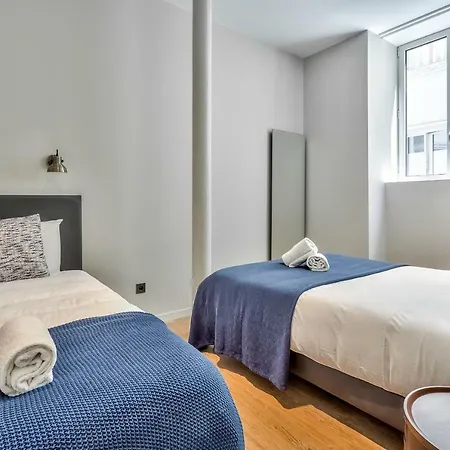 Apartment 77 - Temple 5 *